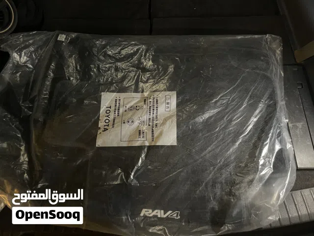 للبيع دعاسات RAV4 2025