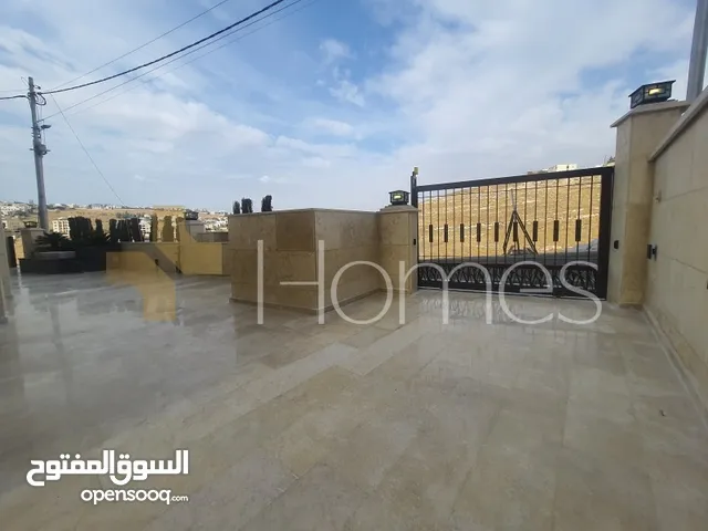 شقة مع حديقة للبيع في ربوة عبدون بمساحة بناء 325م