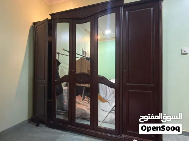 للبيع غرفة نوم كاملة بحالة جيدة
