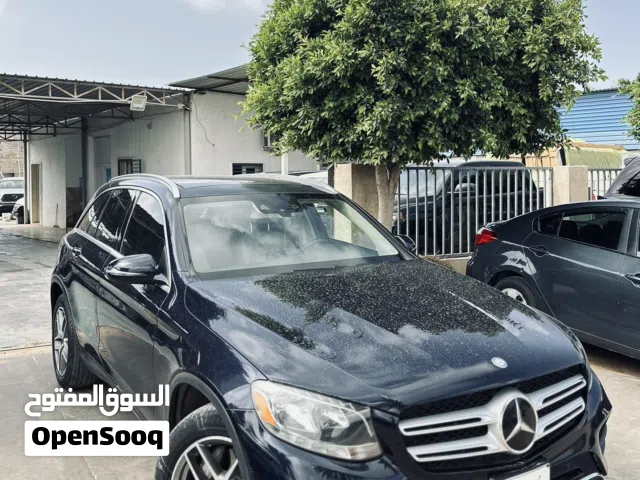 مرسيدس GLC استيراد امريكي موديل 2016 فُل كامل سيارة تبارك الرحمن مكانها جنزور ماشية 72الف مايل