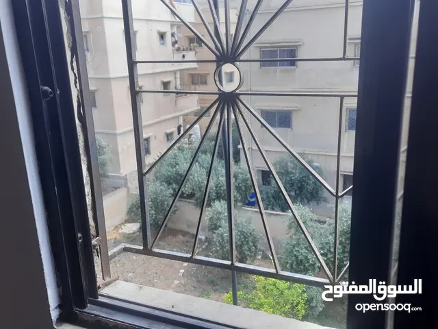 130 m2 2 Bedrooms Apartments for Rent in Zarqa Hay Ramzi