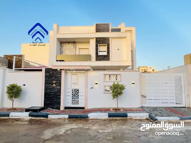 380m2 3 Bedrooms Villa for Sale in Tripoli Al-Serraj