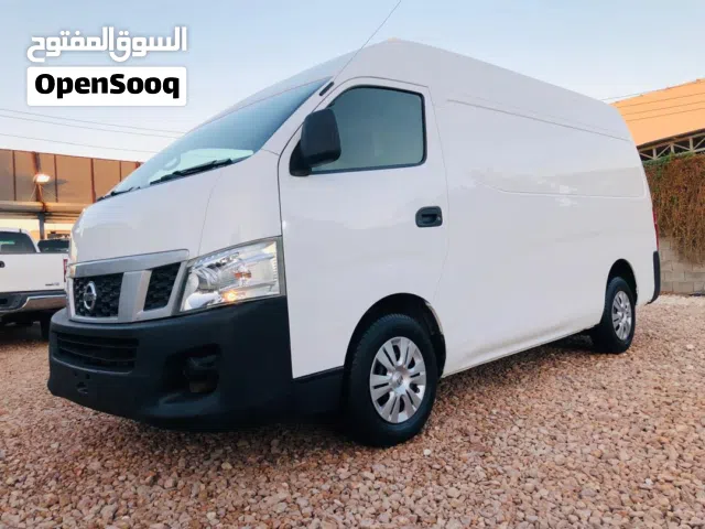 2014 Nissan Urvan