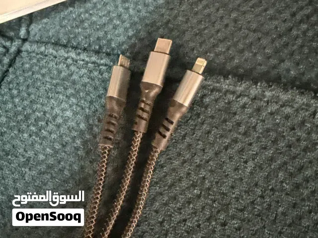 لوح شمسي يشحن للبيع