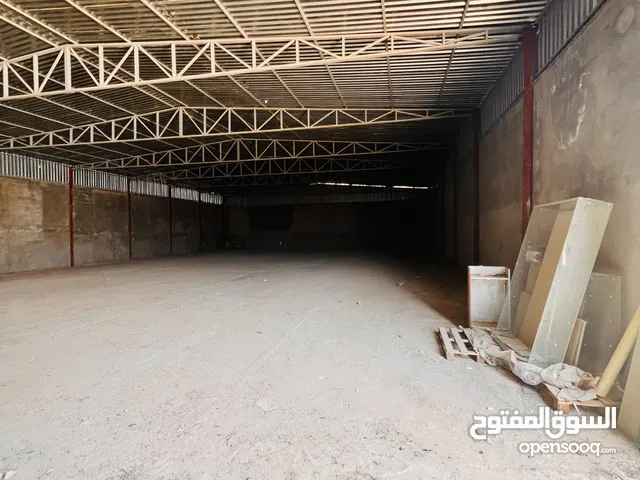 مخزن للايجار 950 متر موقع ممتاز