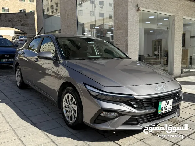 Sedan Hyundai in Amman