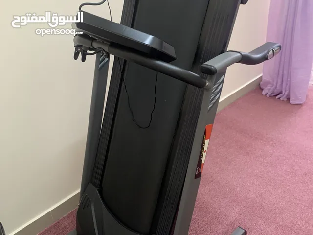جهاز مشي ماركة كندية Hit up