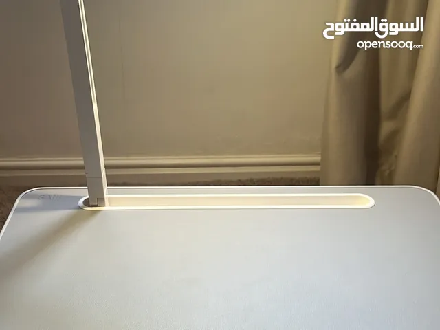 طاوله متنقله