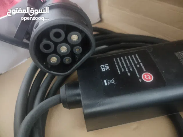 شاحن سيارات كهربائي