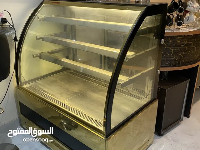 ثلاجه عرض حلويات متر ونص استعمال خفيف