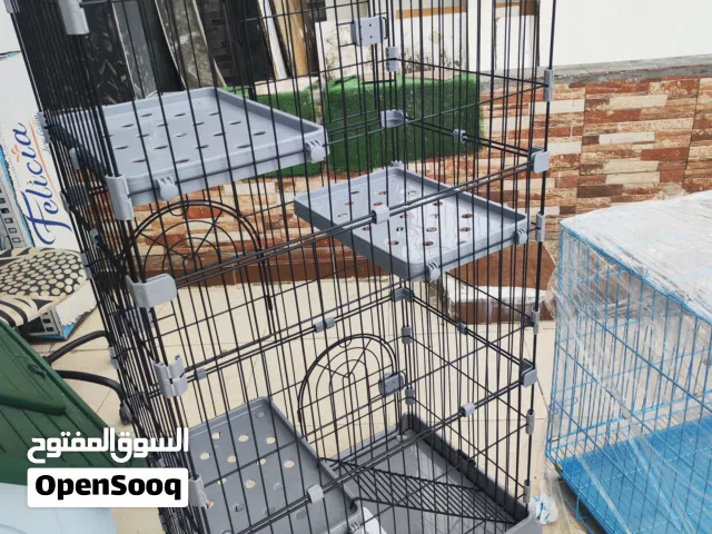 قفص قطط ثلاث طوابق حجم المرتب ومنيح يتسع الى ام واطفالها