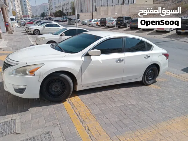 نیسان التیما 2015