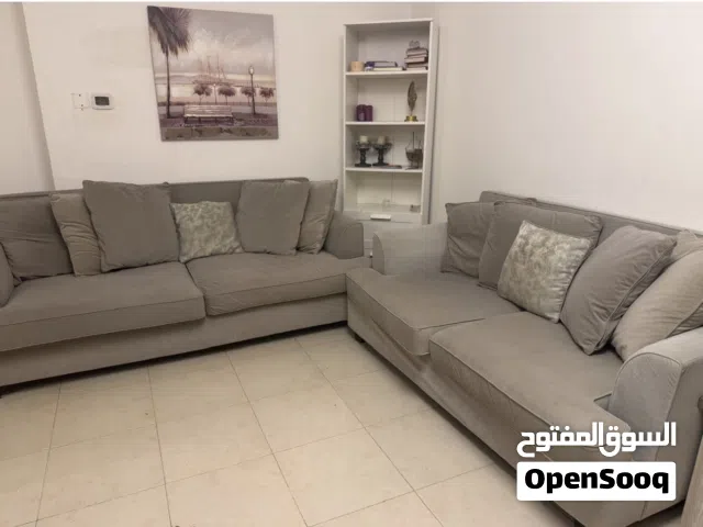 كنب ع 2 كبار للبيع من هوم سنتر