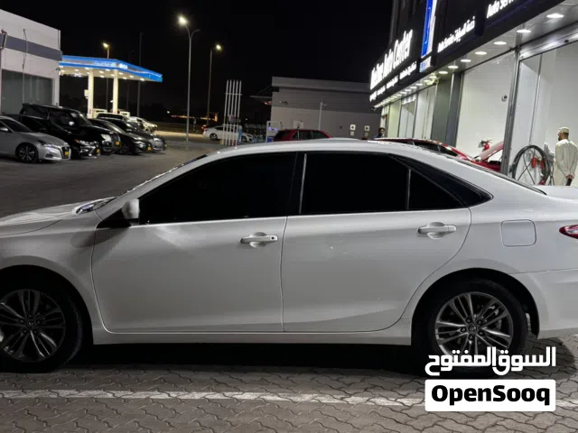 تويوتا كامري 2015