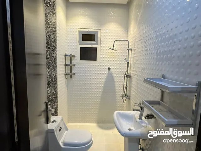 180 m2 1 Bedroom Apartments for Rent in Al Riyadh An Nada