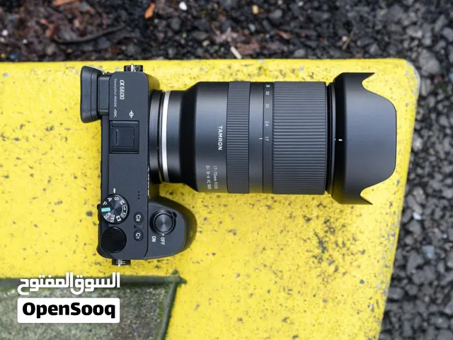 كاميرا سوني zv-10  جوده 4Kمع عدستين احترافياتTamron 17-70mm f/2.8 Di III-A VC  و Sigma 56mm f/1.4