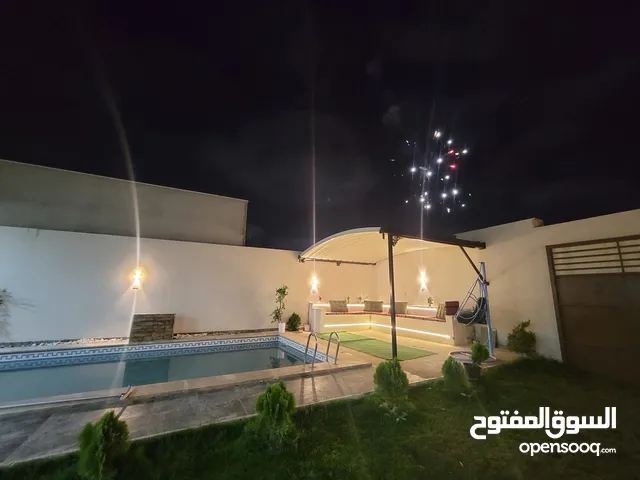 2 Bedrooms Chalet for Rent in Tripoli Al-Baesh
