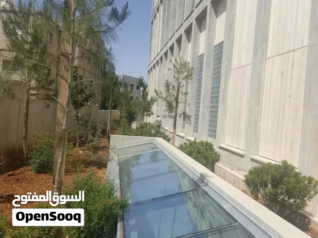 فرصة مميزة لاستئجار مكاتب إدارية فاخرة في منطقة البيادر الصناعية – 41506