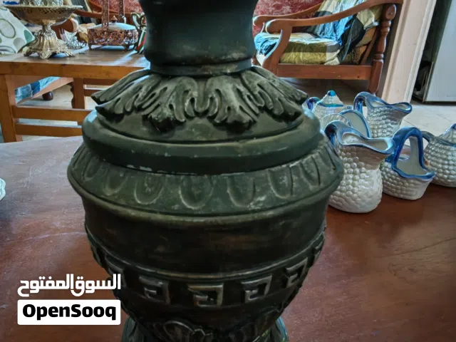 مجموعة تحف ومقتنيات ديكورية مميزة للبيع