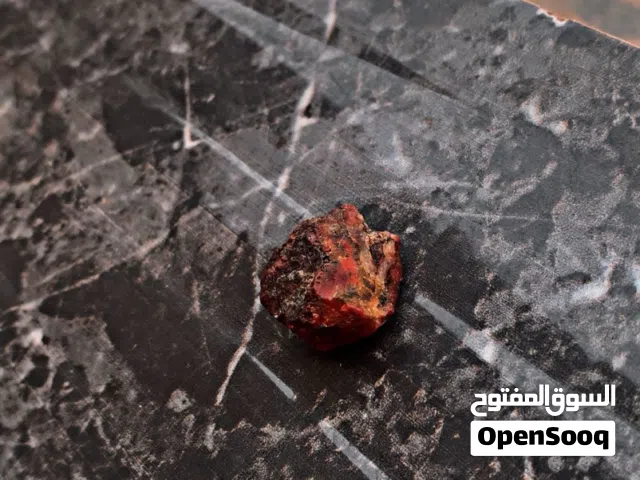 أحجار كريمة (الياقوت_السبج/الكوارتز) صافية