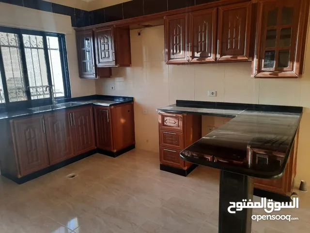 120 m2 2 Bedrooms Apartments for Rent in Salt Al Maghareeb