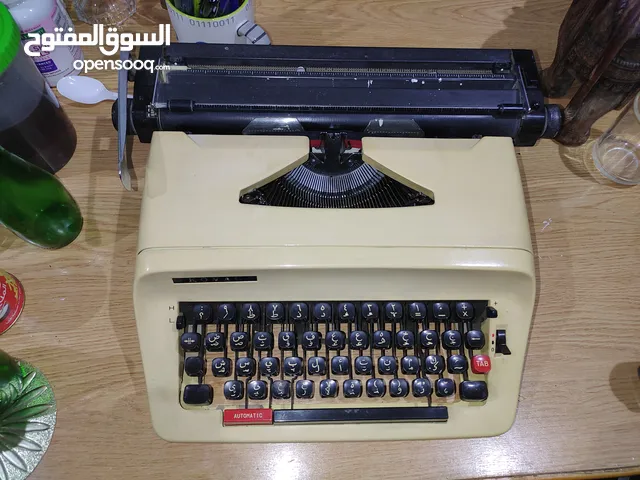 Rare Type Writer آلة كاتبة