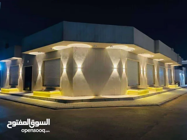 عقار للأجار- محل نضام صالة للإيجار في حي الجامعي علي الرئيسي