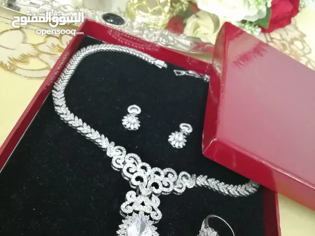 طقم إكسسوار حجر زيريكون أصلي للبيع