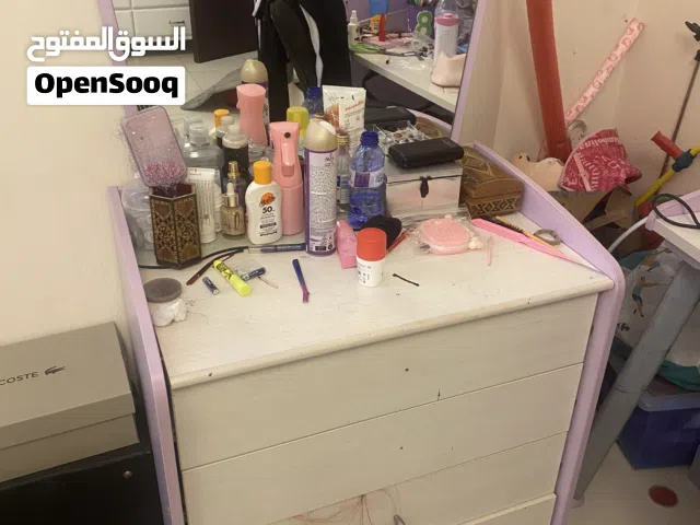 Girl bedroom in pink,