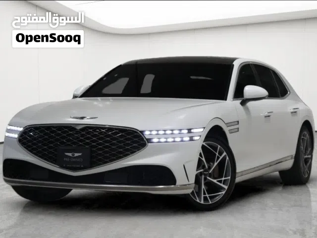 2023 Genesis G90