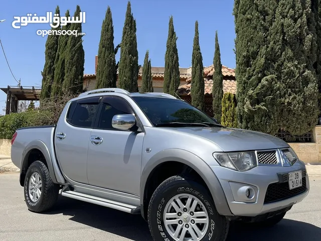  ميتسوبيشي L200 2013 Sportero فحص كامل، بسعر مغري