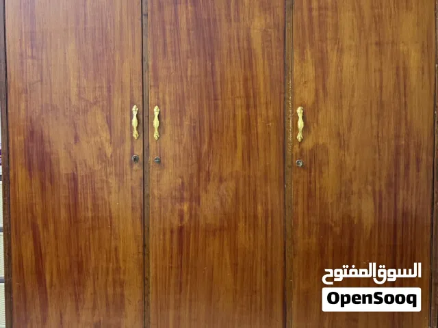 كنتور خشب صاج ثلاثة أبواب للبيع