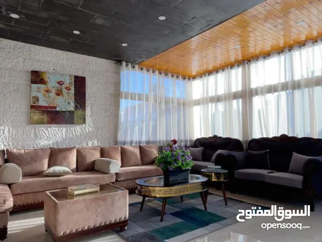 450 m2 3 Bedrooms Villa for Rent in Amman Jubaiha