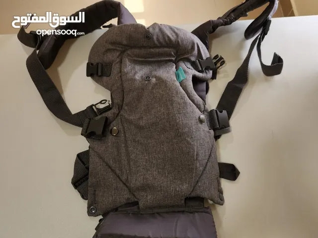 للبيع السريع بغرض السفر مستلزمات أطفال متنوعة من من الولادة وحتى عمر سنتين من خامات ممتازة