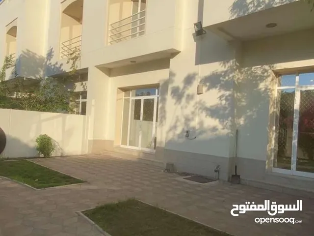 300 m2 5 Bedrooms Villa for Rent in Muscat Madinat As Sultan Qaboos