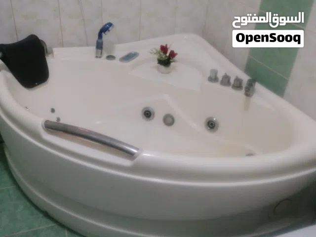 جاكوزي تواليت لحاله ممتازه