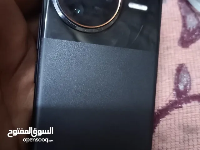 POCO F7 Ultra مستخدم اسبوع واحد بس يعني جديد