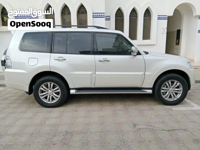 2019 ميتسوبيشي باجيرو GLS Top