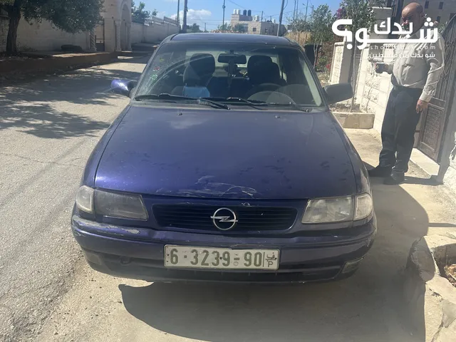 Opel Astra 2000 in Ramallah and Al-Bireh