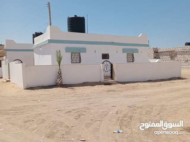 2 Bedrooms Chalet for Rent in Benghazi Qanfooda