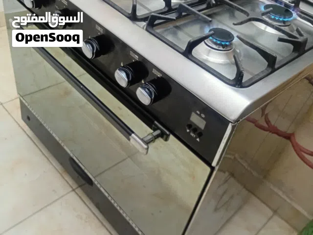 غاز إيطالي فل سيفتي 90سم بحاله الجديد واجهة سوكريت مواصفات حديثة