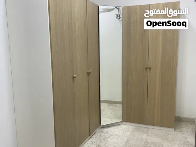 كبت ملابس مع مرايا خيار مثالي لمن يبحث عن الأناقة وخزائن ملابس