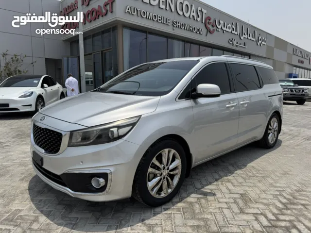 Used Kia Carnival in Abu Dhabi