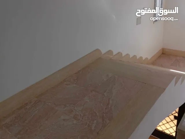 200 m2 4 Bedrooms Apartments for Rent in Benghazi Al-Sayeda A'esha