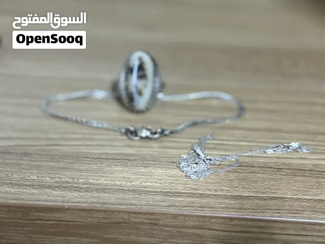 شوي مقتنيات للبيع خاتم فضة وعمل وفضة صور موجوده قدامك للبيع