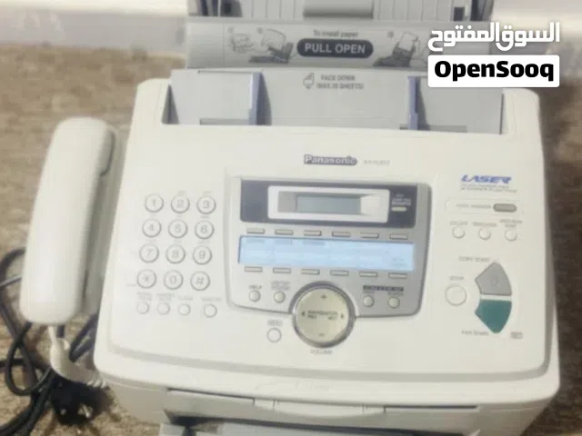 طابعة فاكس ليزر  شبه جديدة  في وملون وابيض واسود