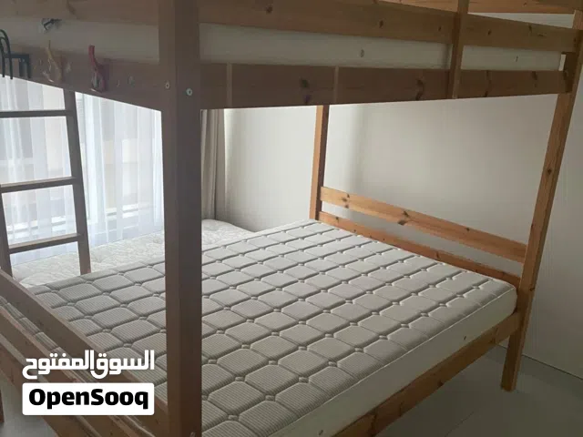 سرير طابقين شبه جديد