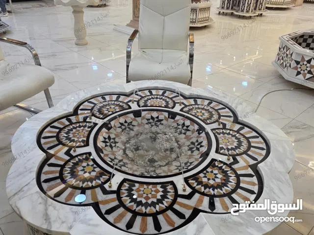 نوافورة شامية  داخلية وطاولات  رخامية واستاندات ومباخر وشلالات ومغاسل ولوحات  بكافة الأشكال المقاسات