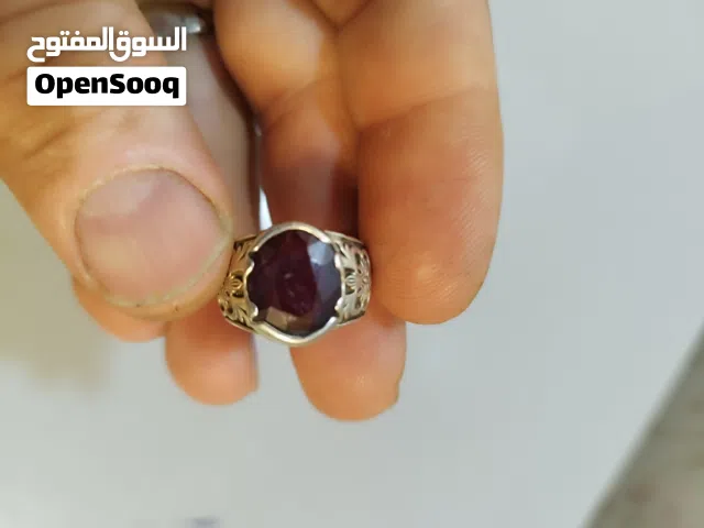 محبس فضة بحجر الياقوت. الافريقي