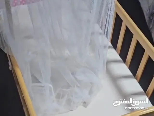 سرير اطفال
